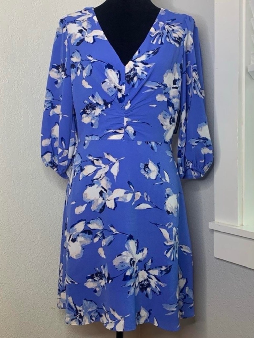 Jessica Howard Elegant Blue Floral Dress size 10